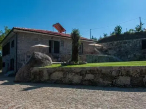 Casa Nos Penedos