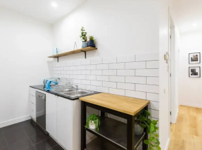 HAZEL, 3BDR Melbourne Apartment