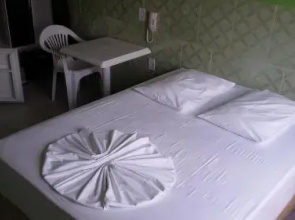 Yves Hotel