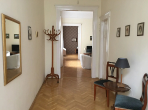 Hi5 Apartments - Central