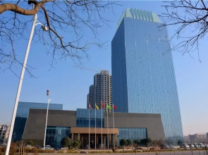 Howard Johnson Hotel