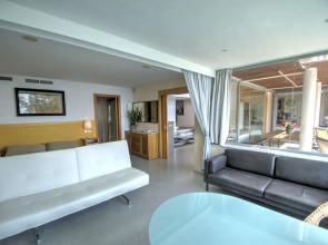 Casa Cielo by HelloApartments