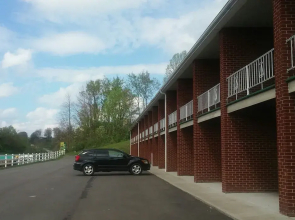 Sutton Lane Motel