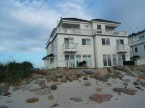Ferienhaus-STRAND-HUS-Weisse-Strandvillen-Port-Olpenitz