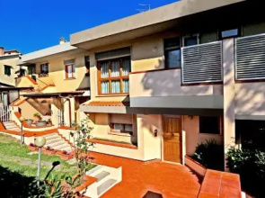 Flat in Chiantishire