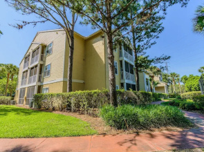 Deluxe Clearwater Apartment CP-614
