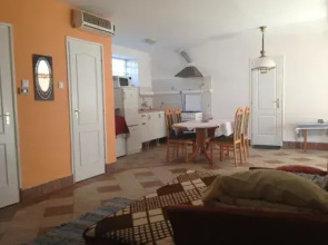 Csendes Apartman