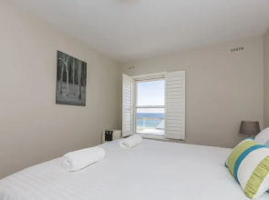 Cottesloe Azura Apartment