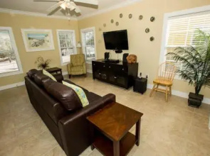 Sea La Vie 2CD - 1 Br Condo