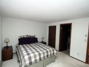 Beaver Village Apartment