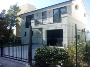 Villa Lazi