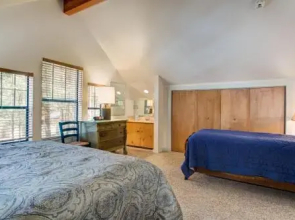 1a Wawona Retreat
