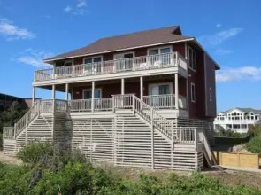 Doc & Ruby - 4 Br Home