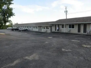 Fundy Line Motel