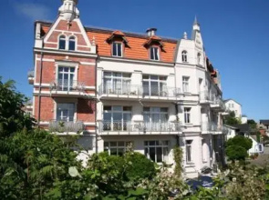 Haus Victoria by Meine Ruegenferien