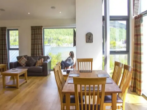 Taymouth Marina - 9 Lawers View