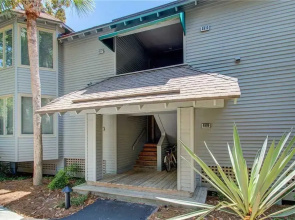 Turtle Cove 4809 by RedAwning