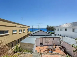 Victoria Parade, 29B