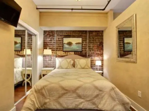 Soho Suite
