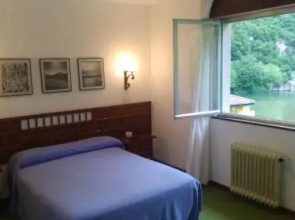 Hostal Niserias