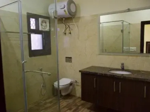 When In Gurgaon - Service Apartments Next to Artemis Hospital