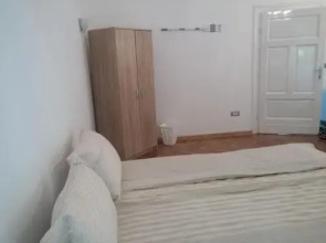 Cricket 2 Hostel