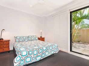 Rayner's Secret - Lennox Head