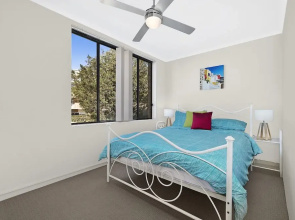 Golden Sands Apartment 10