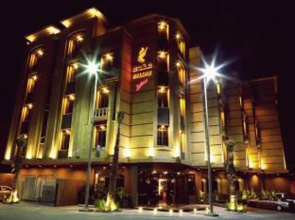 Maldah Suites