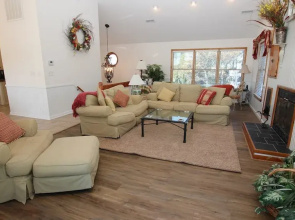 Richmond Runaway - 5 Br Home