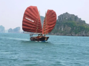 Tuan Sailing Cruise