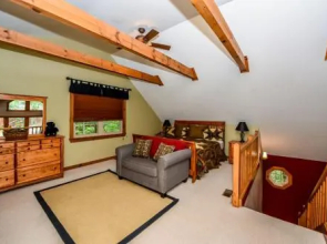 Hibernation Station - 1 Br home by RedAwning