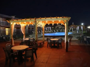 Parliament Resort 