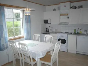 AamuAurinko A & B Mökki Cottage