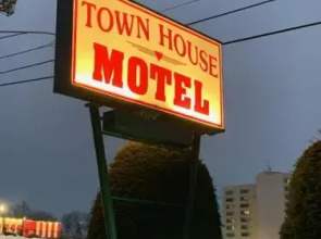 Town House Motel