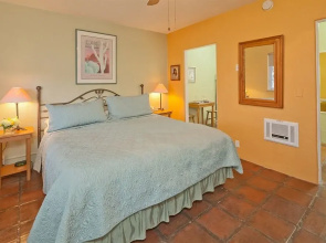 Casitas Laquita A Women's Resort