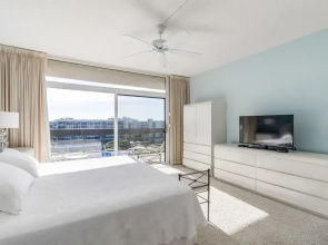 Longboat Key 07 - 2 Br Condo