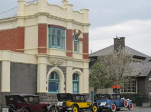 Camperdown Accommodation: Edwardia short-stay