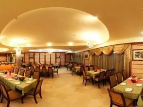 Parsian Tourist Toos Hotel