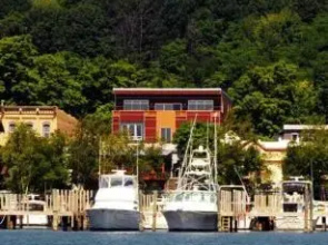 Downtown Condominium With Lake & BAY View