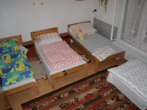 Tamás Bátya Kunyhója