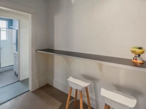 Quaint 2BR Near Downtown by WanderJaunt