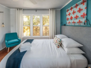 Cute 1BR Downtown Phoenix by WanderJaunt