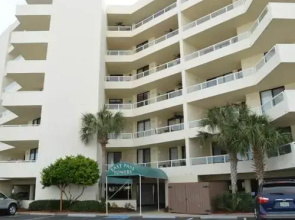East Pass Towers 203n