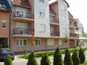 Crazy Frog Major Apartments