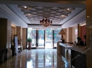 Golden Splindid Hotel · VYNN（Zhanjiang Waterfront Promenade）