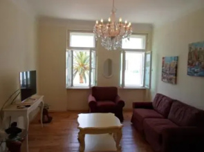 Apartment Pine