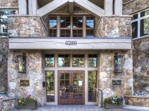 Premier 3 Bedroom Ski in, Ski out Lone Eagle Condo With the Best Access to Skiing in Keystone