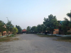 Ruen Eak Resort