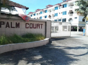 Zenith Guest House @ Palm Court